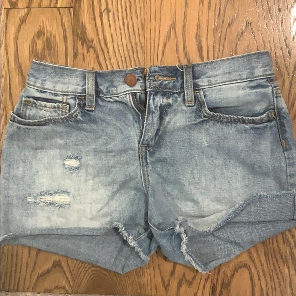 Old navy distressed denim shorts